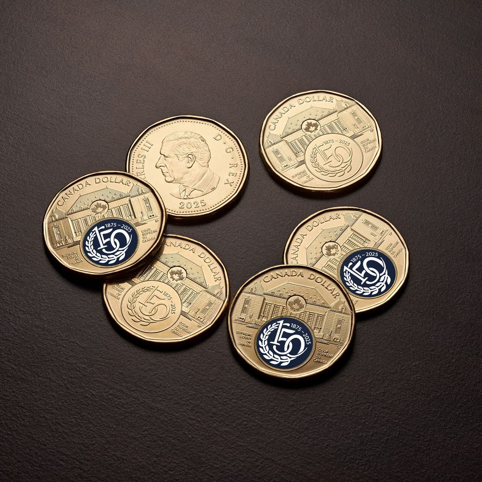 reverse and obverse sides of the Supreme court of canada $1 coin