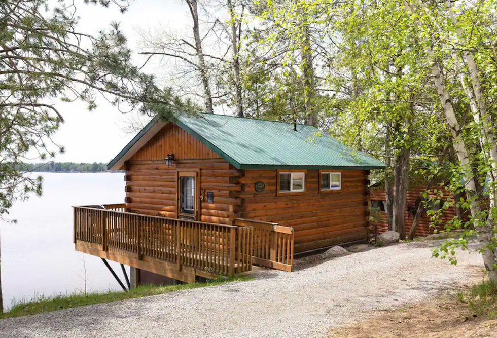 Romantic Cottage Getaway.