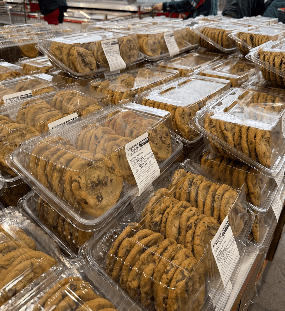 Rows of cookies.