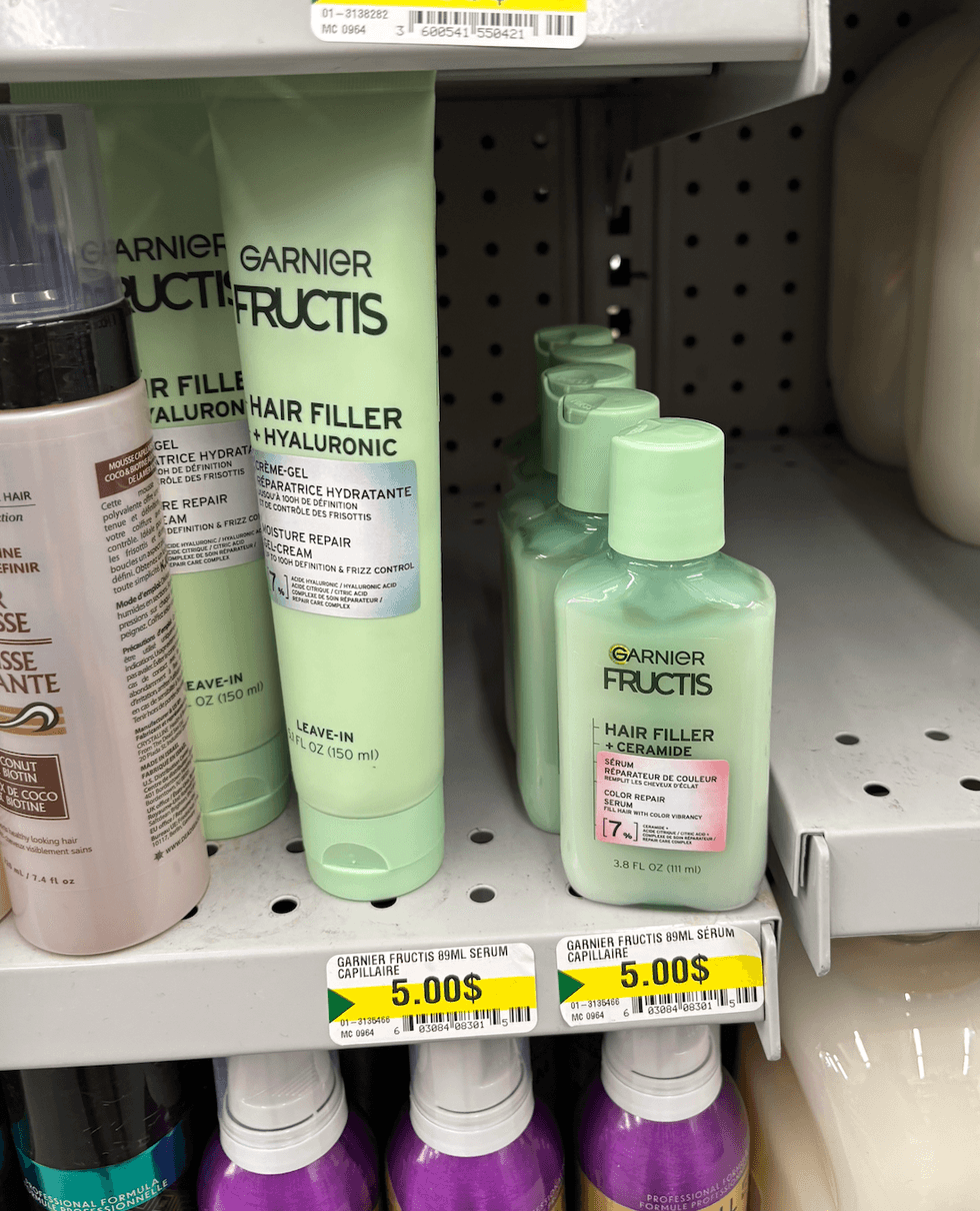 S\u00e9rums r\u00e9parateurs Garnier Fructis sur les tablettes du Dollarama.