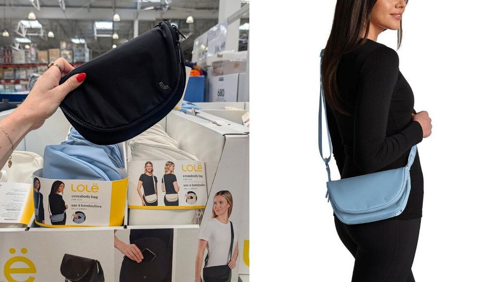 Sac \u00e0 bandouli\u00e8re noir de marque Lol\u00eb vendu dans le rayon des v\u00eatements chez Costco. Droite : une mannequin qui porte le mod\u00e8le bleu ciel.