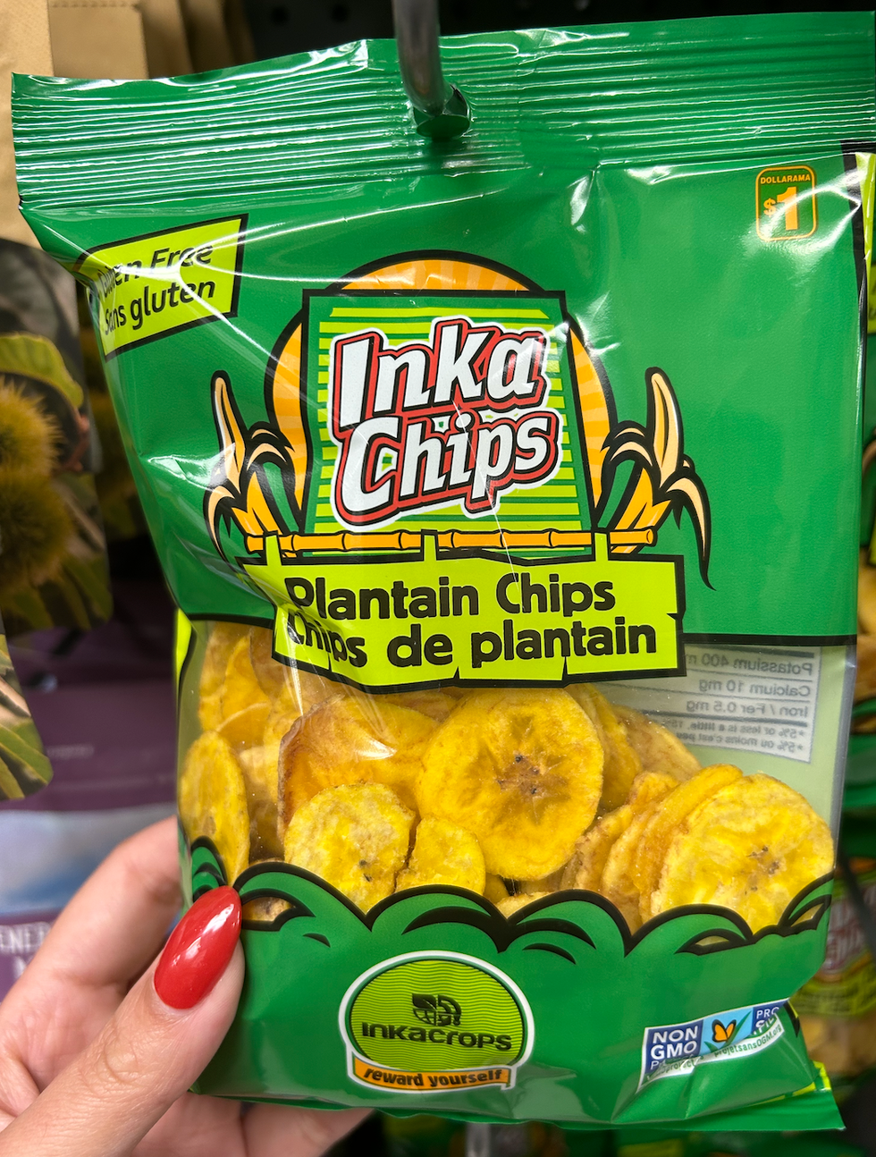 Sac vert de Chips de plantain au Dollarama.