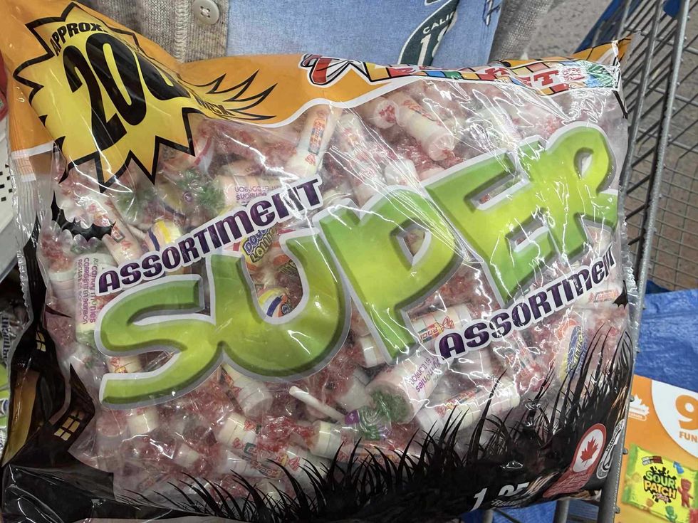 Sacs de Rockets vendus au Walmart.