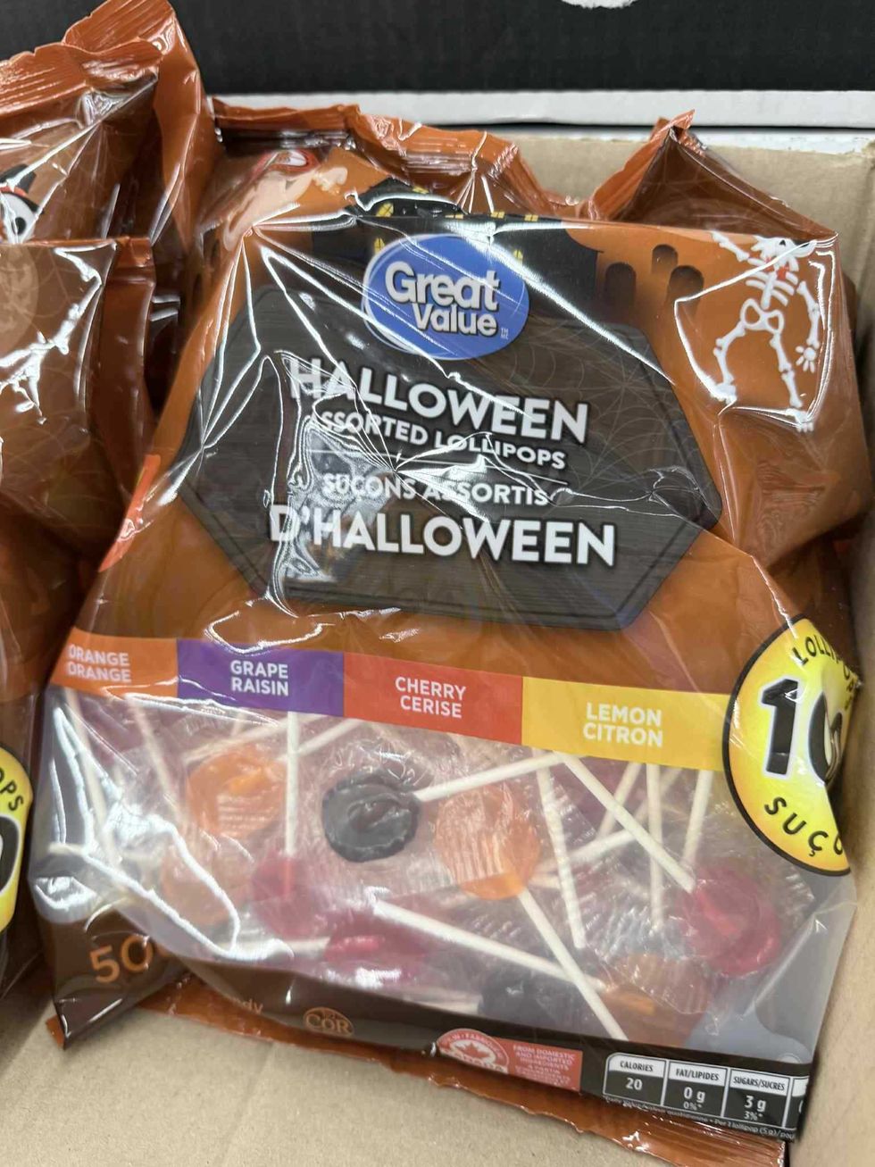 Sacs de su\u00e7ons vendus au Walmart.