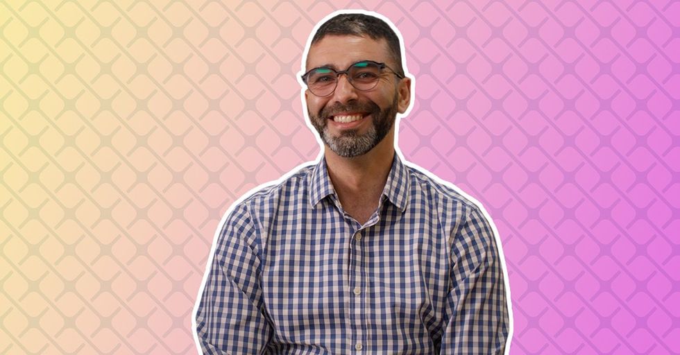 Salah, Conseiller bancaire, Banque Nationale.