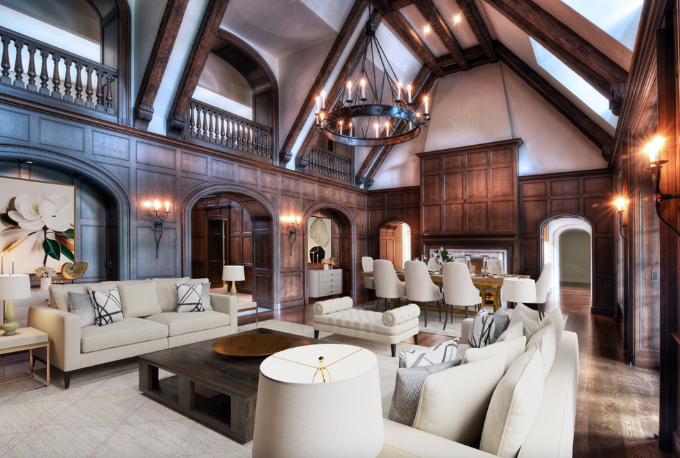 Salle \u00e0 manger et aire commune de la maison la plus ch\u00e8re \u00e0 vendre au Qu\u00e9bec.