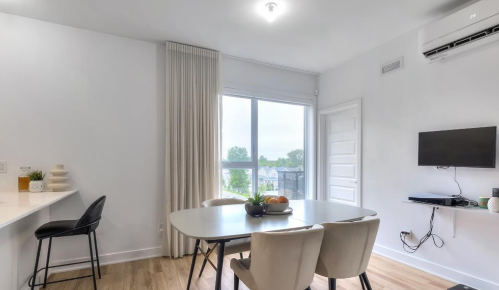 Salle \u00e0 manger,