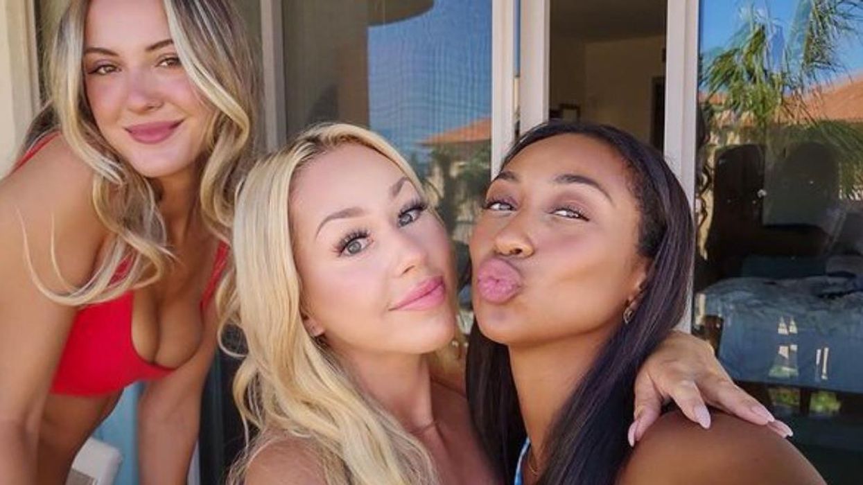 Sandrine, Anna-Maëlle et Isabelle de L’île de l’amour font le point sur le party en avion