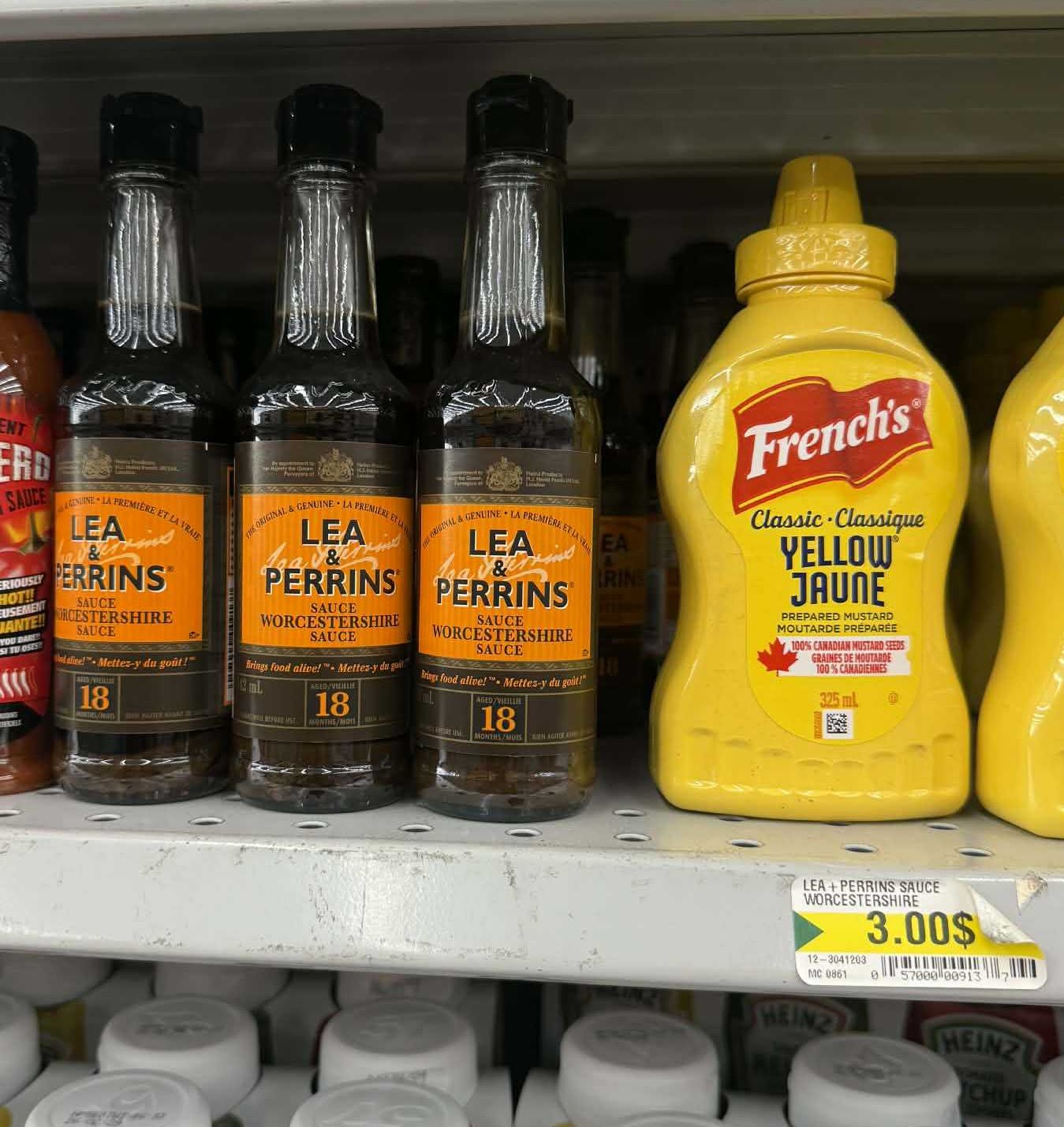 Sauces Worcestershire Lea & Perrins sur les tablettes du Dollarama.