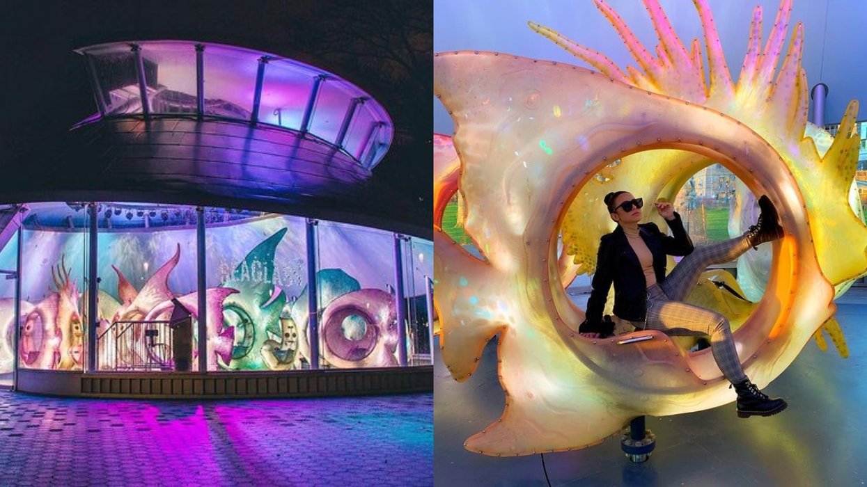 This Whimsical Glowing Carousel In NYC Is Full Of Colorful Spinning Sea ...