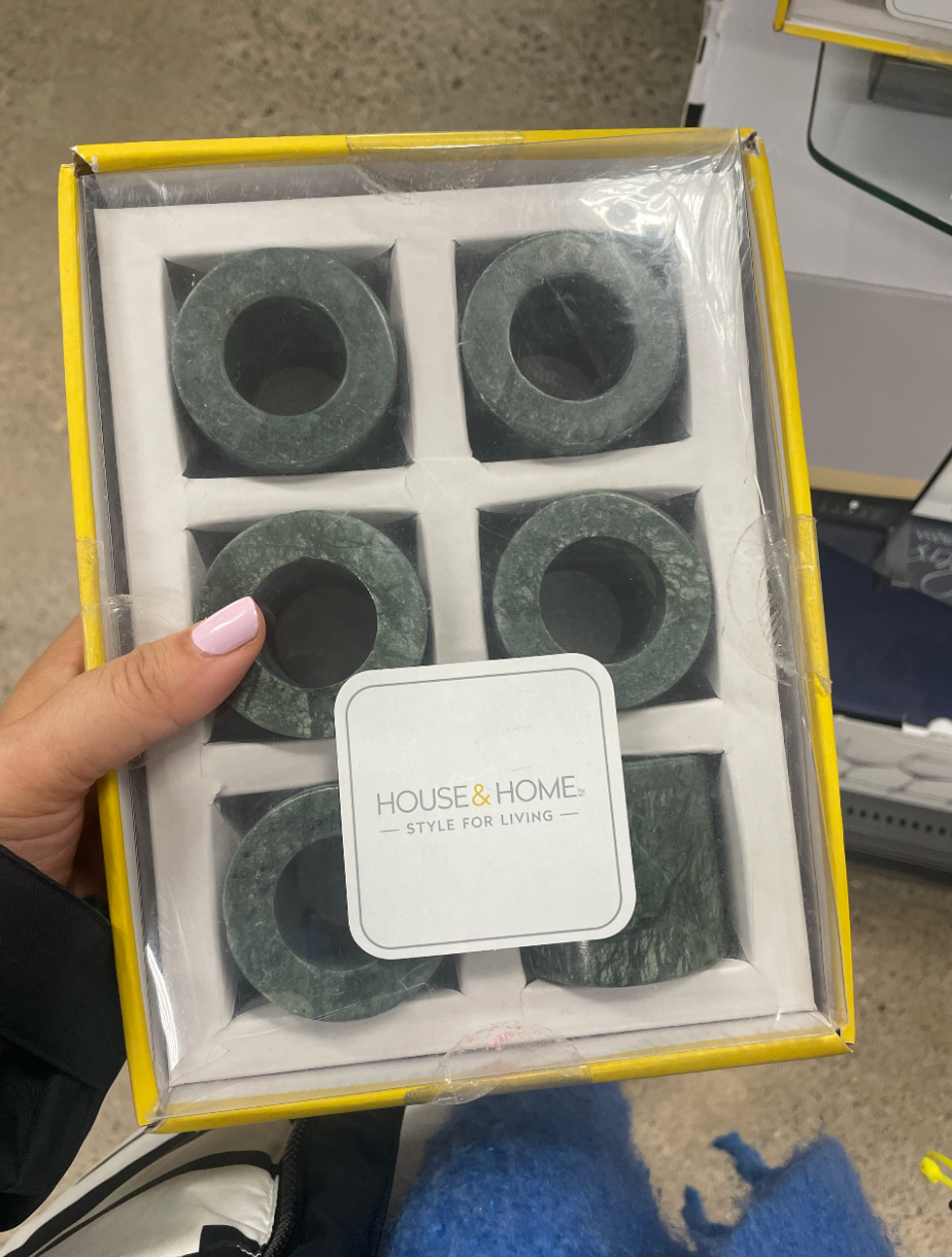 Set of 6 napkin rings