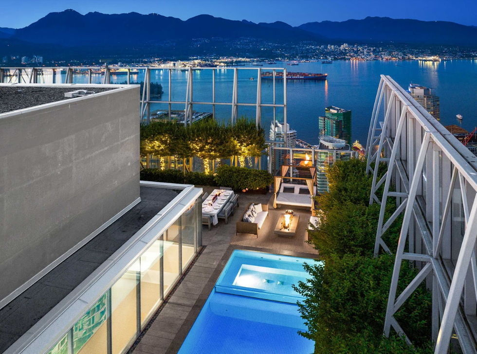 Shangri-La Penthouse.