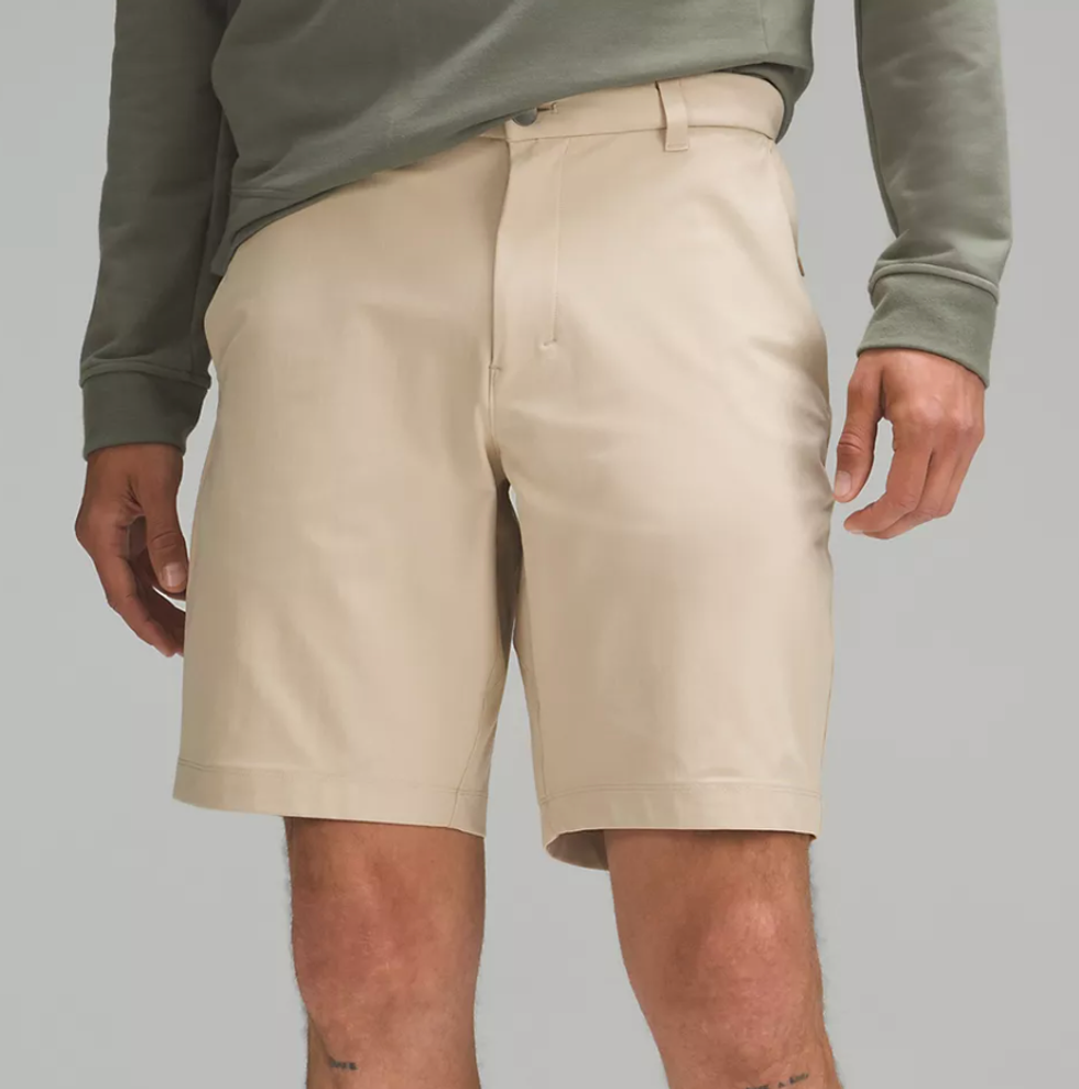 Short Commission ajust\u00e9 23 cm Warpstreme sur le site de Lululemon.