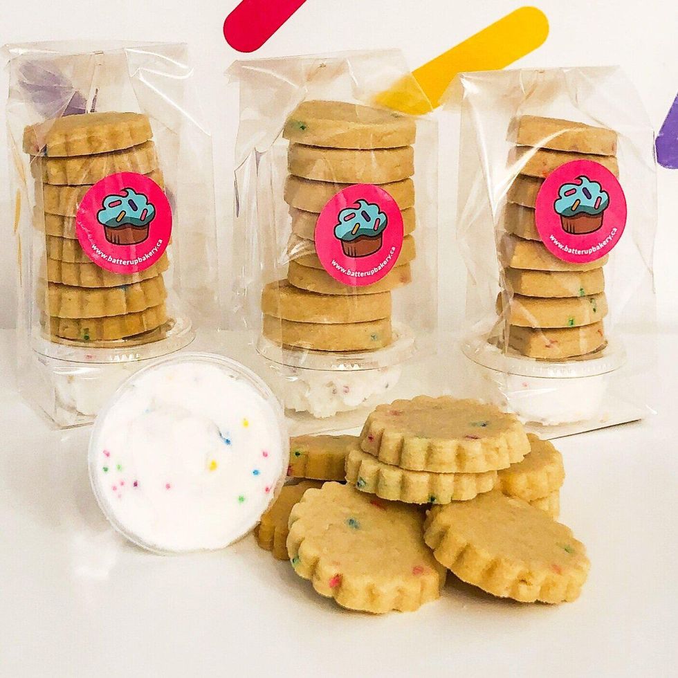 Shortbread cookie Dunkaroos with funfetti dip.