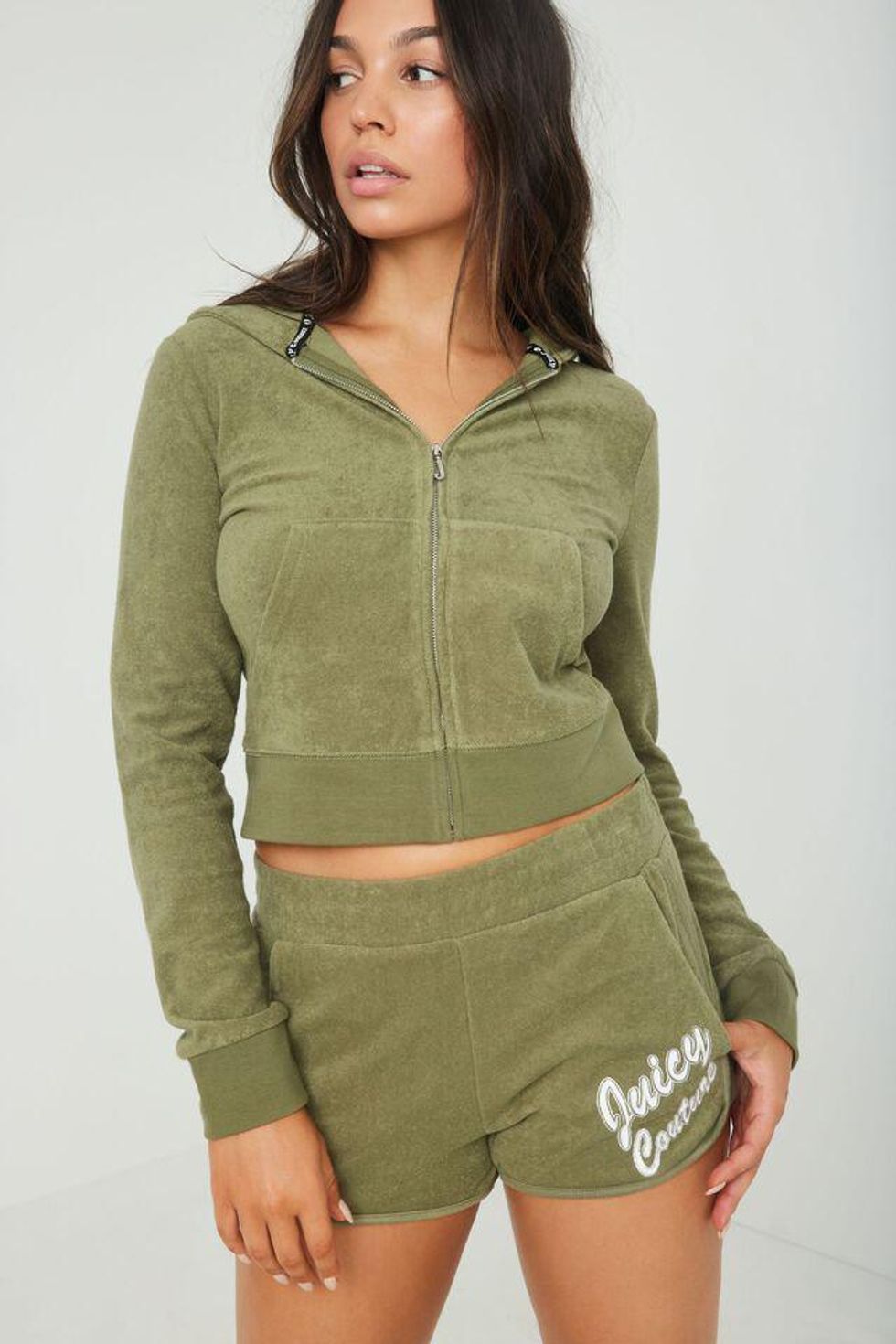 Shorts en velours de Juicy Couture.