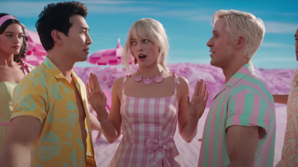 Simu Liu and Ryan Gosling, who both play Ken, face off as Kens in the 'Barbie' movie.