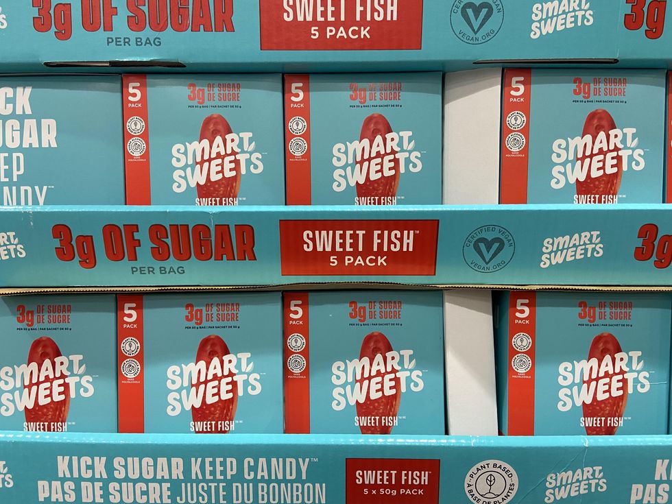 Smart Sweets 5-pack of Sweet Fish candy.