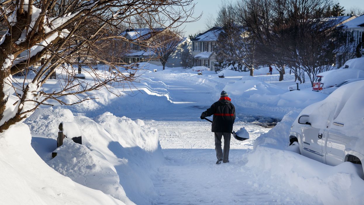 Snow In Toronto Needs To Be Shovelled Or Else You Could Face A Fine Over $500