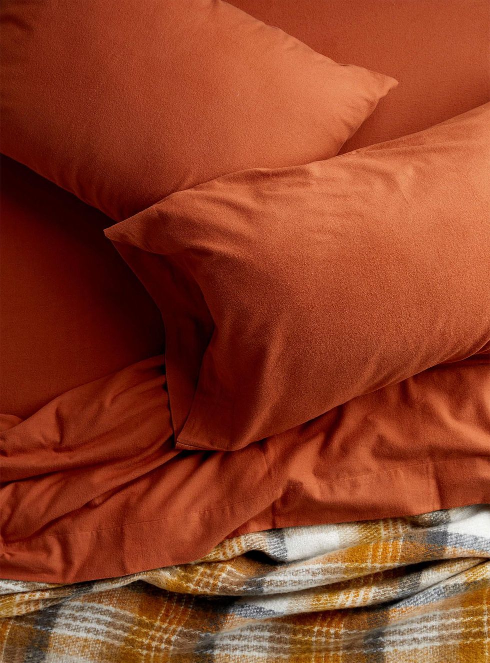 Solid Flannel Sheet Set