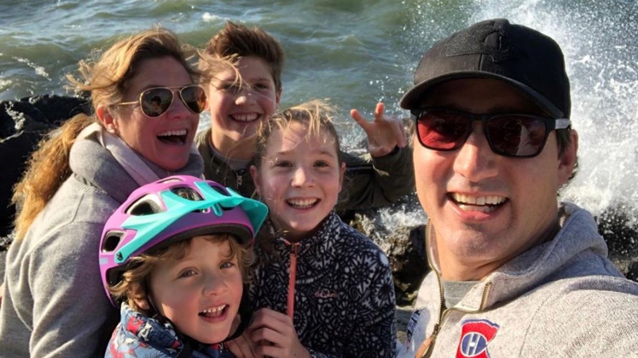 Sophie Grégoire Trudeau Posted An Adorable Weekend Photo Of Justin & The Kids