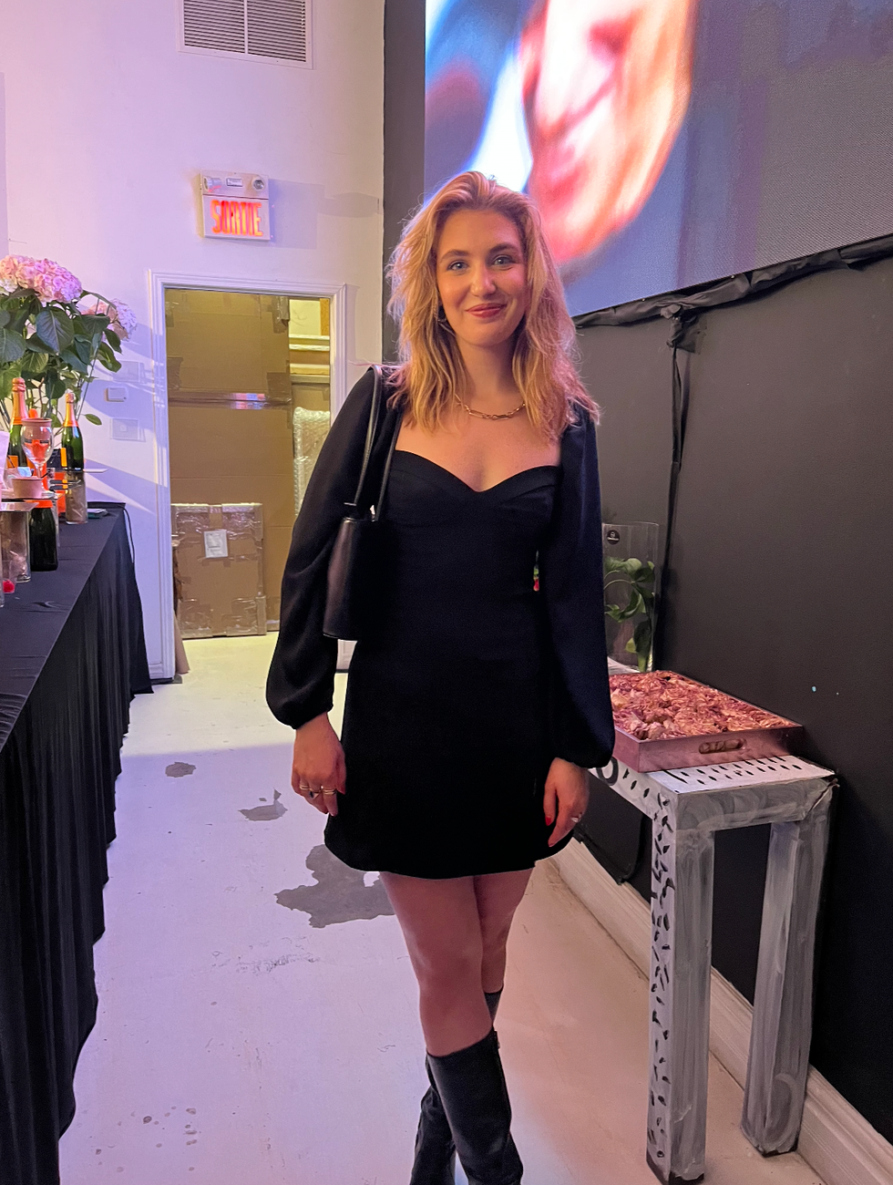 Sophie N\u00e9lisse \u00e0 la soir\u00e9e d'Hugo Renzo.