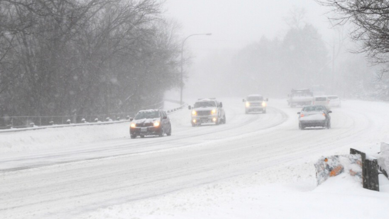 Sorties de route, carambolage : La neige rend la circulation difficile à Montréal