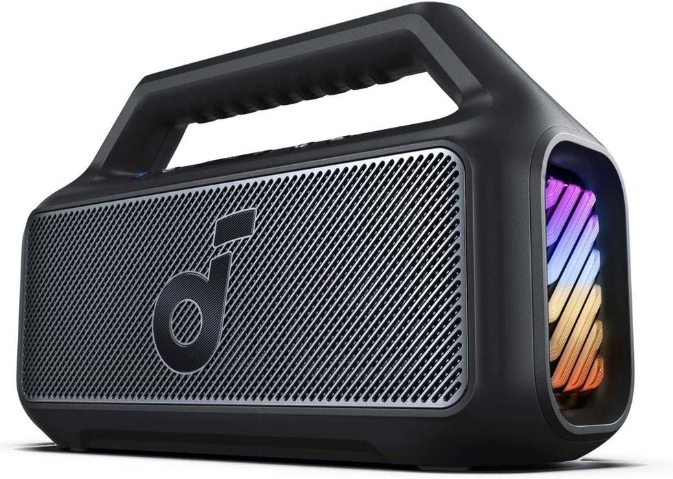 soundcore Boom 2 outdoor speaker