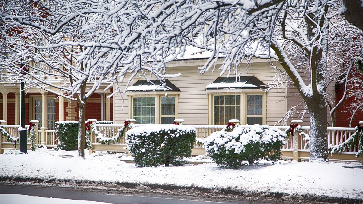 Southern Ontario Weather Forecast Is Calling For Wet Snow & Chilly Temps This Week