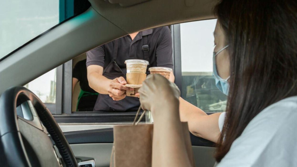 Starbucks est le #1 des services au volant les plus populaires partout au pays SAUF à Montréal
