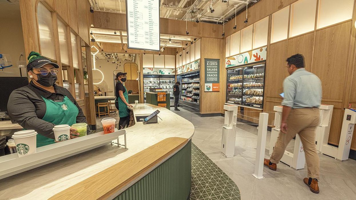 Starbucks Is Testing A Cashierless Cafe In NYC & This Could Be The Future Of Coffee