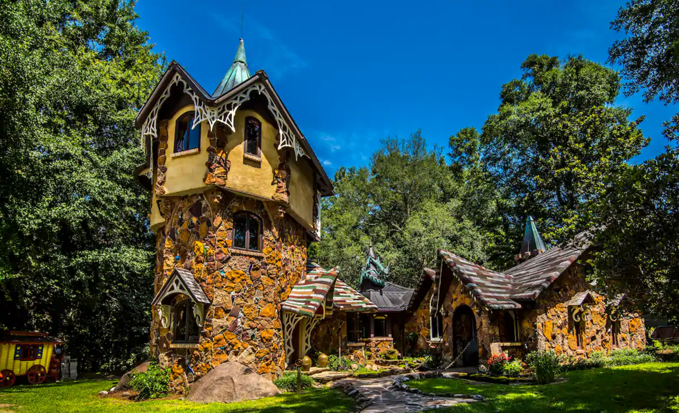 Storybook Castle Airbnb Alabama Most Wish Listed Stays