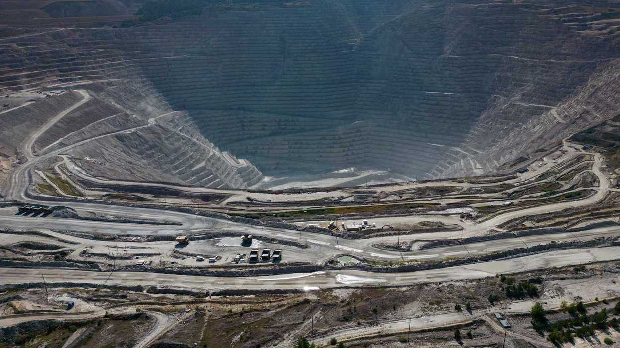 Strike notice issued for Teck copper mine in B.C.