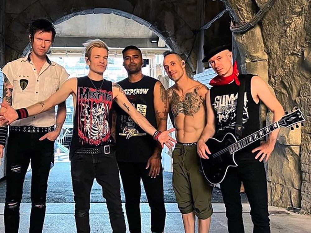 Sum 41: Tour of the Setting Sum (The Final Tour) Kuala Lumpur (Tickets) 3 sum 41 band members