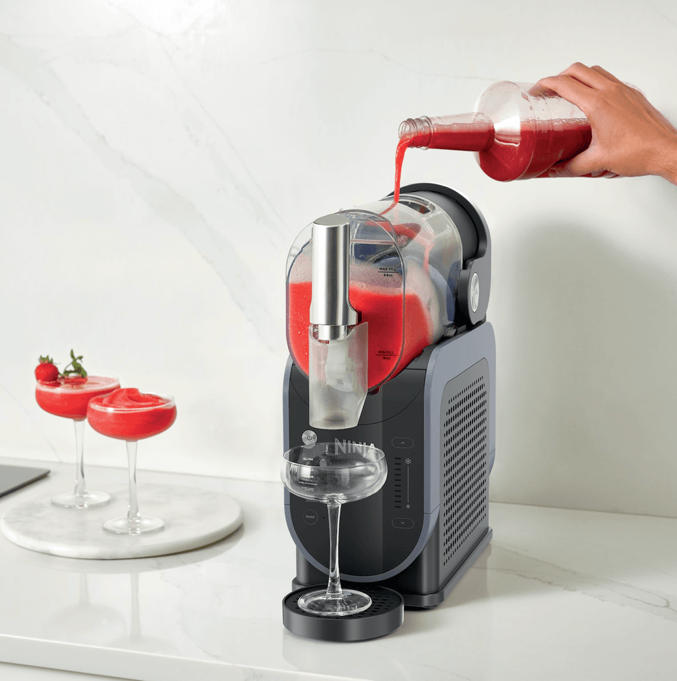 Syst\u00e8me de boissons glac\u00e9es Ninja Slushi Professional sur le site de Canadian Tire.