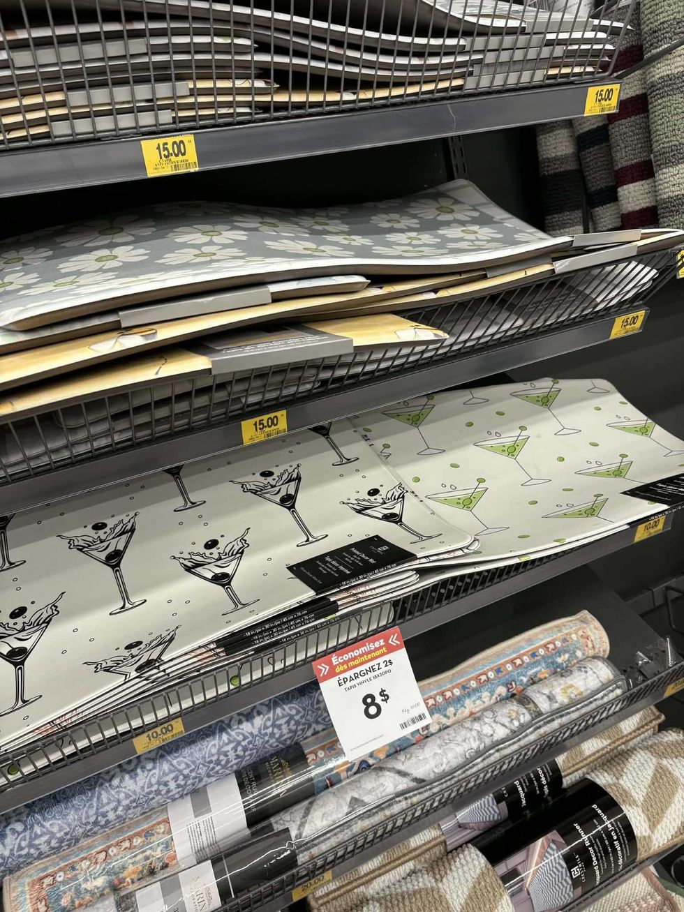 Tapis d\u00e9coratifs \u00e0 diff\u00e9rents motif au Tigre G\u00e9ant.