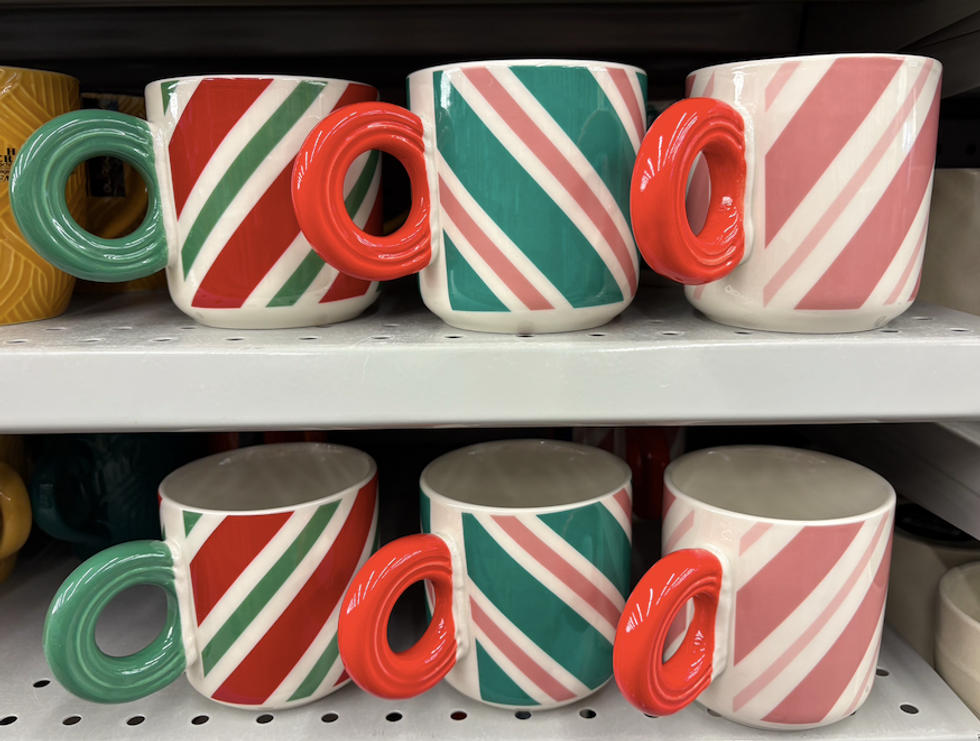 Tasses style canne de bonbon.