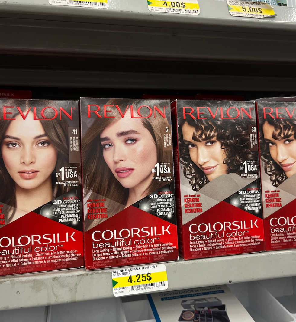 Teinture Revlon dans son emballage au Dollarama.