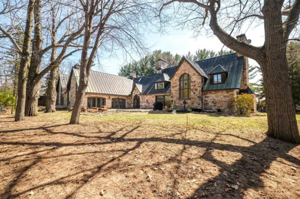 Terrain du 800, rue du Ch\u00e2teau, Mont-Saint-Hilaire, QC.