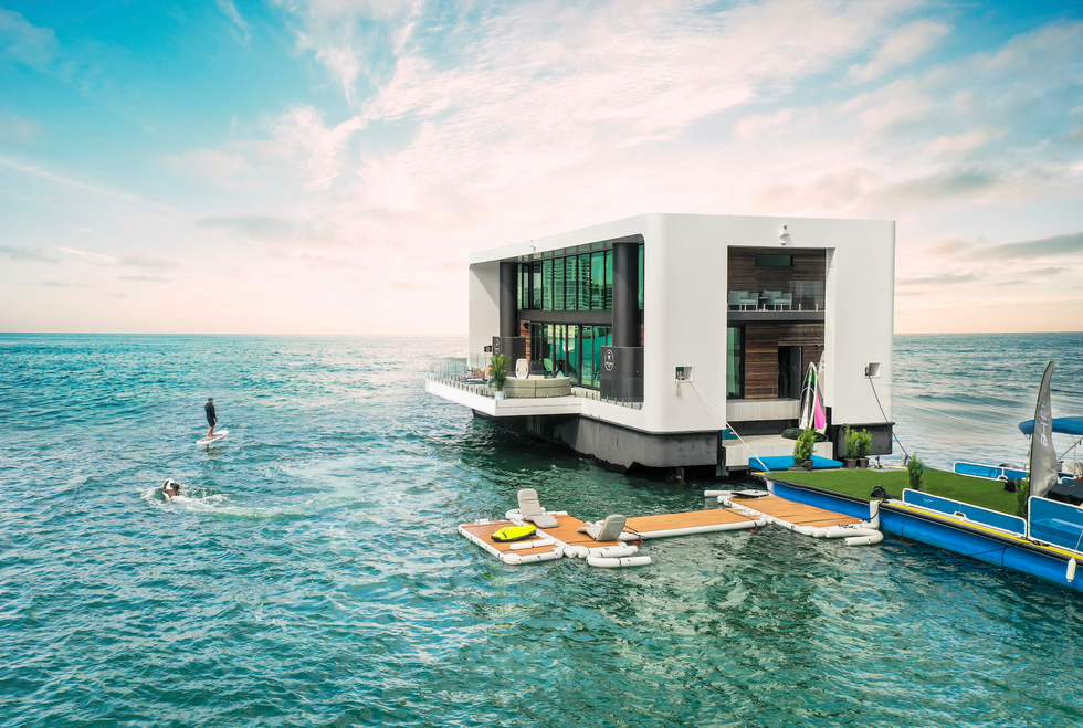 The beach club of the Arkup 75.