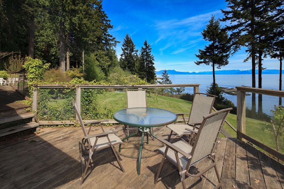 This Stunning Oceanfront Estate In BC Is On A Tiny Island With