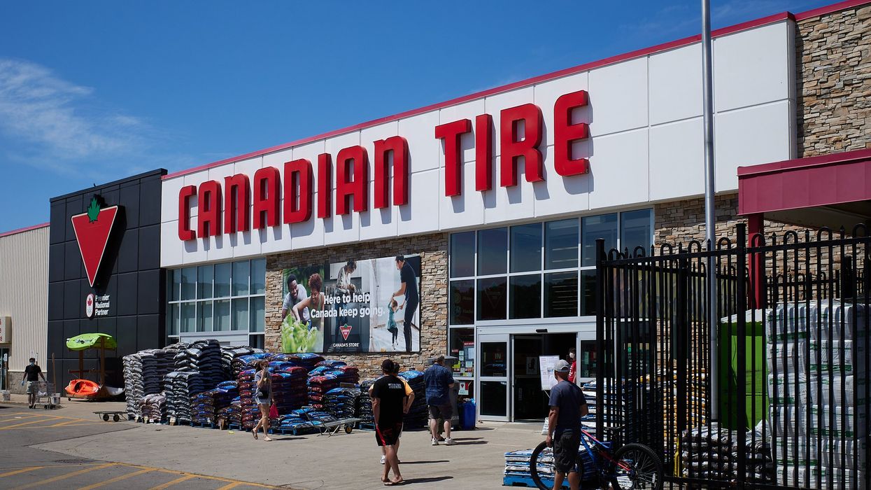 The exterior of Canadian Tire.
