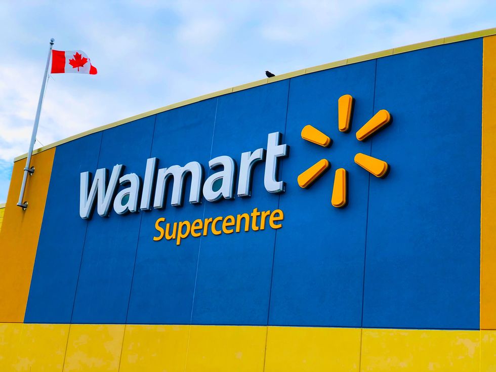 The front of a Walmart Supercentre.