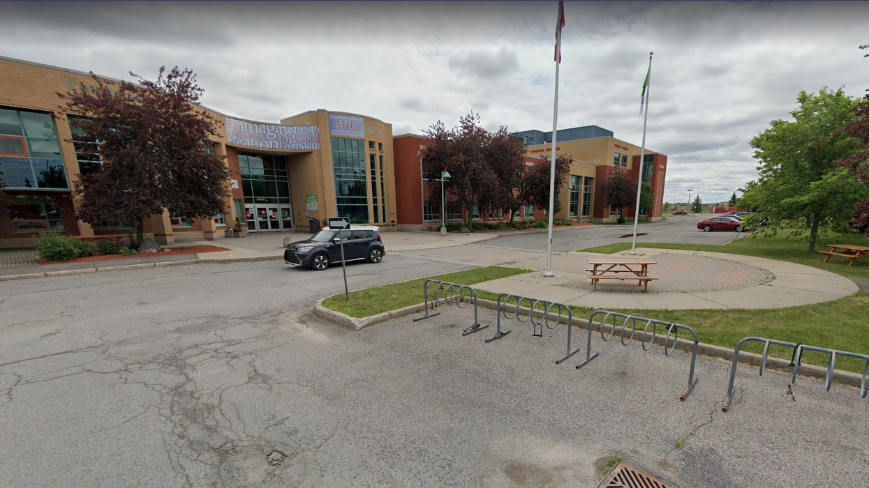 The front yard of the Catholic school École secondaire catholique Béatrice-Desloges.