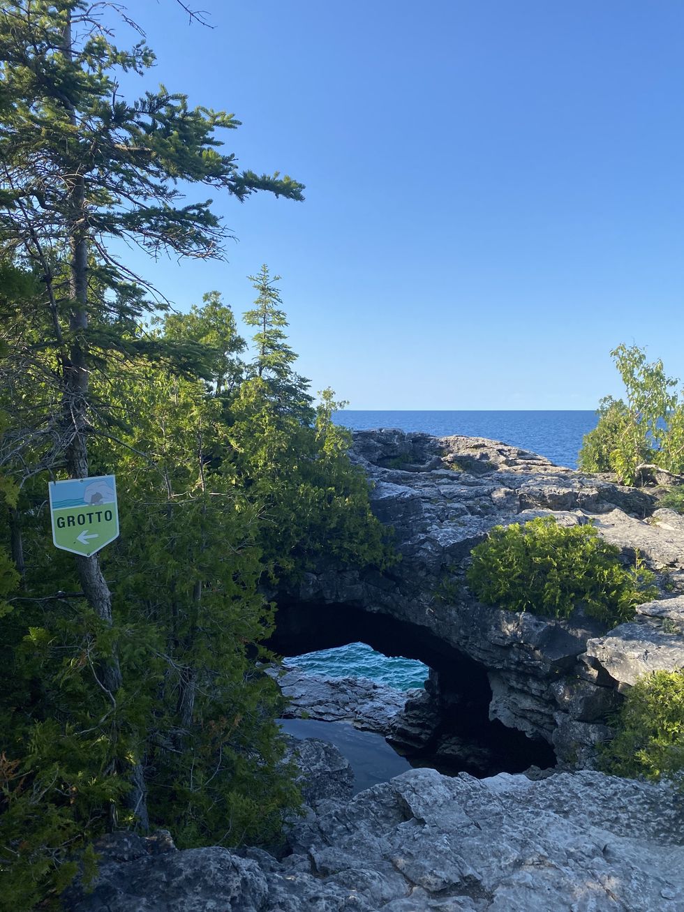 The Grotto is roughly 1 km away from the main parking area.