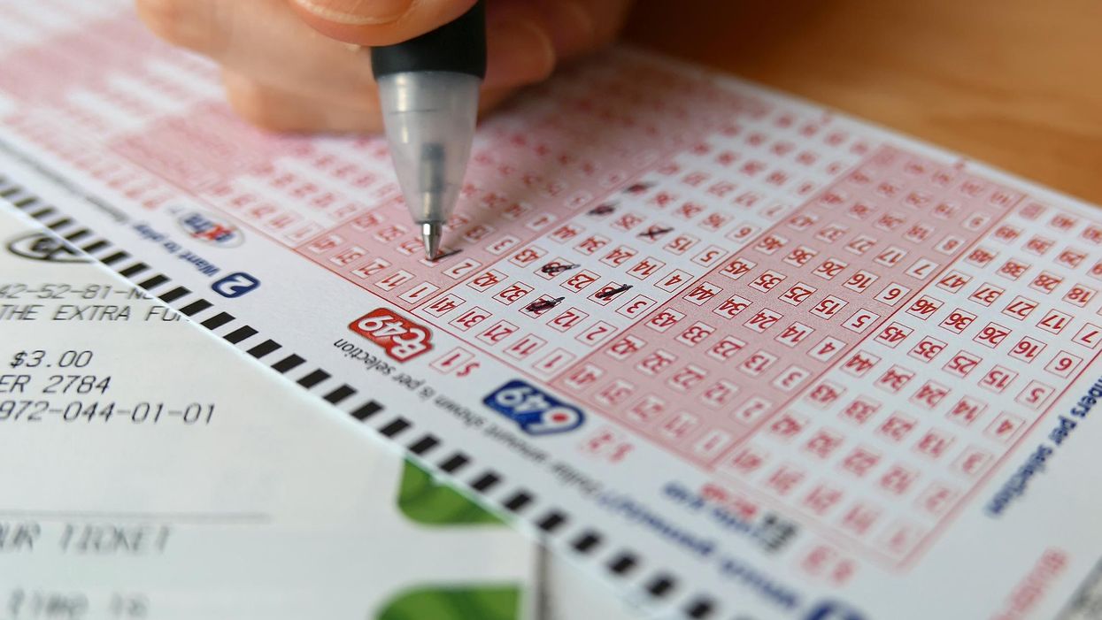 The Lotto 6/49 Jackpot Has Been Won & Someone In Ontario Just Got $8.8 Million Richer