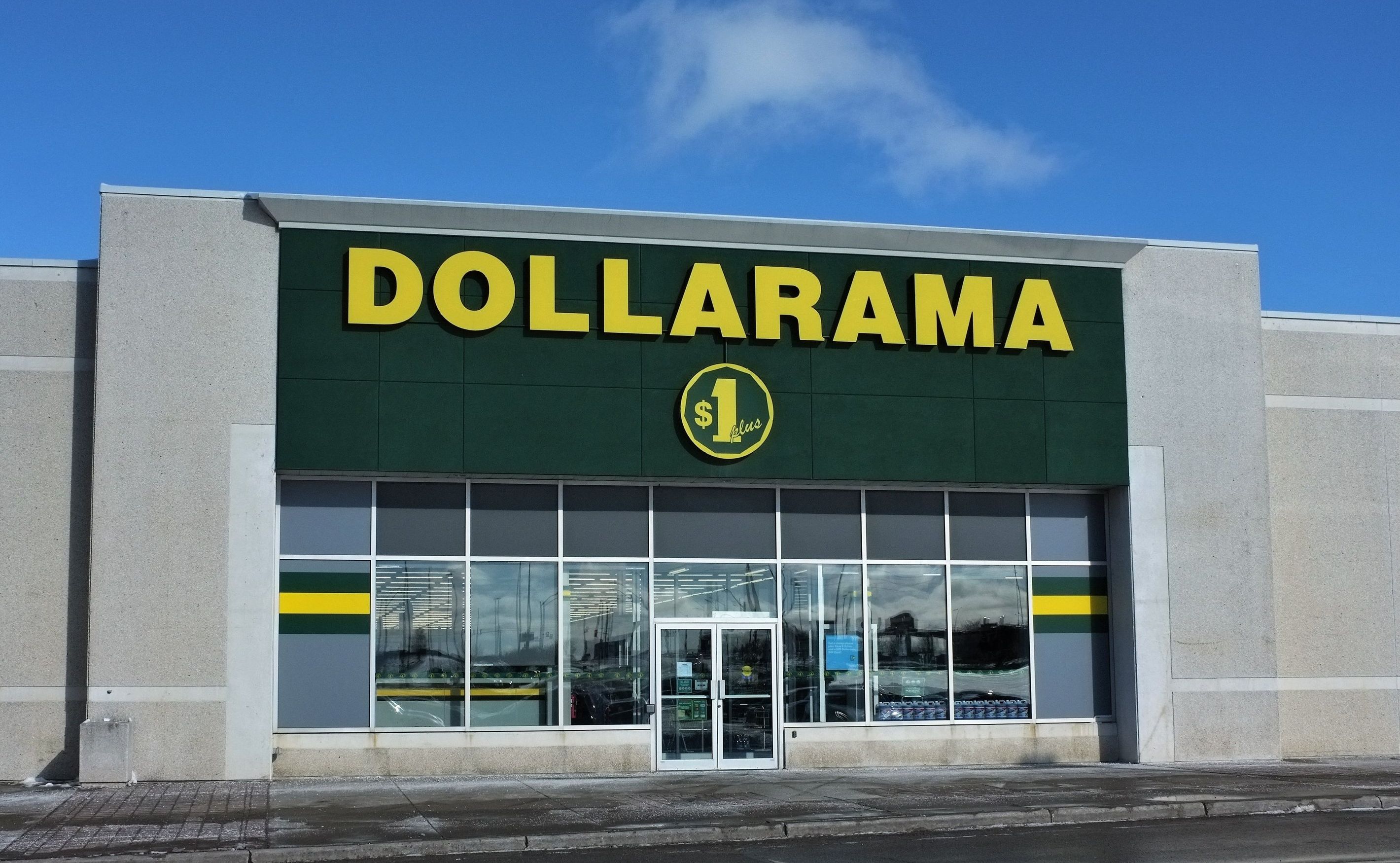 The outside of a Dollarama.