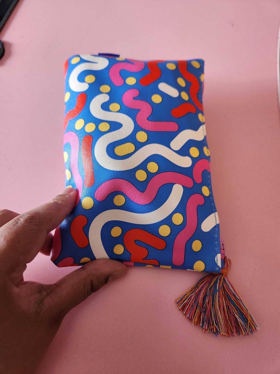 The September 2023 IPSY makeup bag.