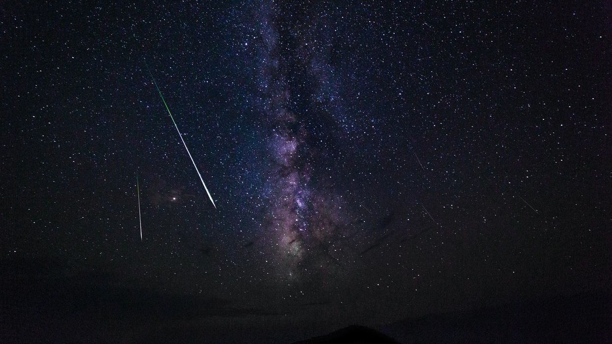 There Are More Dazzling Meteor Showers To Come In 2021 & You Can See Them Across Canada