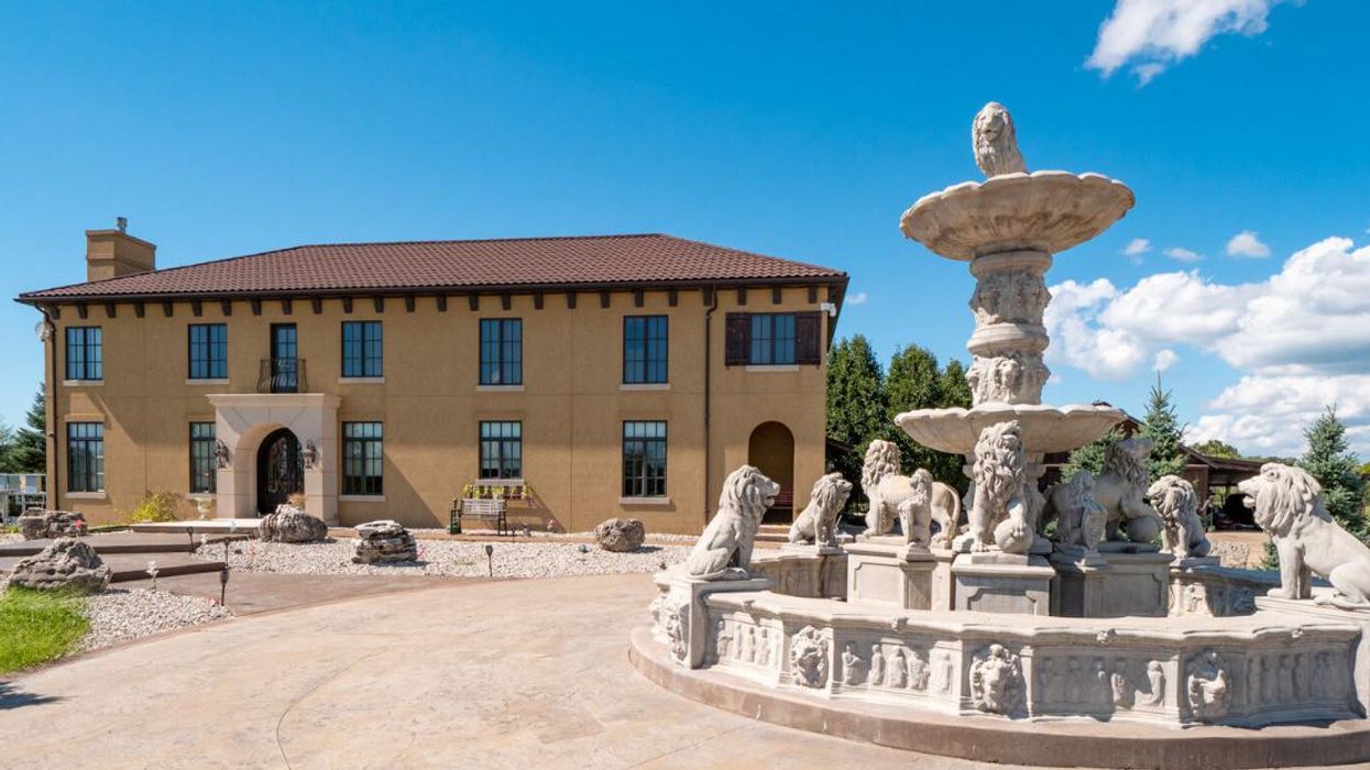 This $3.5 Million Mansion For Sale In Ontario Is Like An Italian Resort But For Your Dog