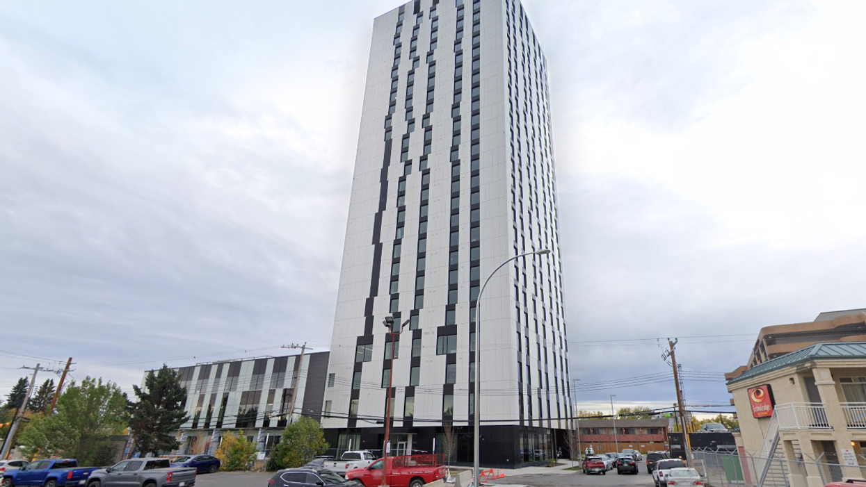 This Condo In Calgary Is Getting Roasted By Locals Who Say It's 'Distressing' To Look At